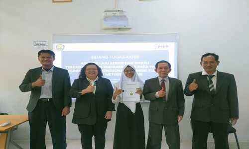 Annisa Chitra Alviana Lulusan Pertama  Prodi Teknologi Metalurgi PEP BANDUNG