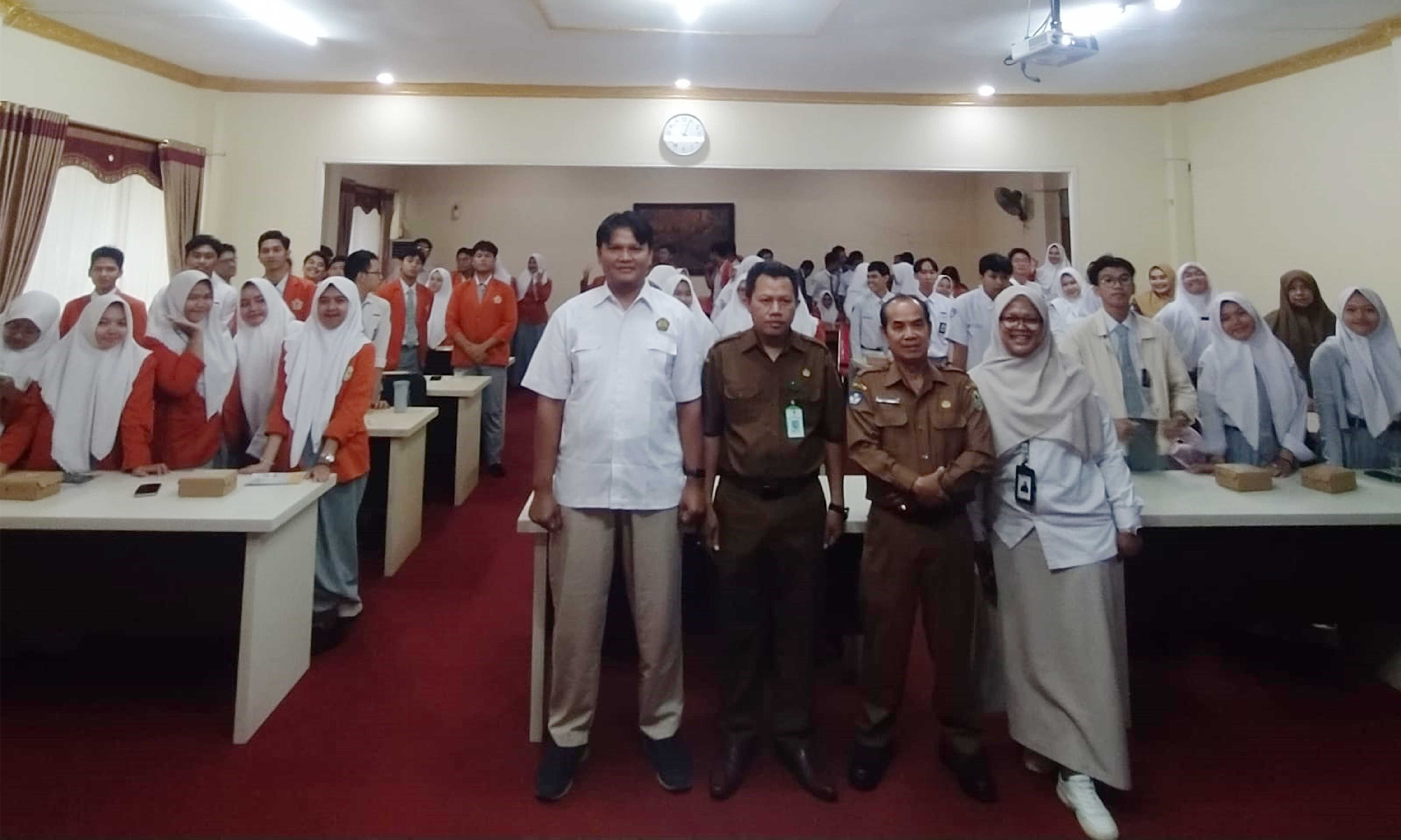 Kegiatan Sosialisasi dan Promosi PMB PEP Bandung 2024 di Kalimantan Selatan