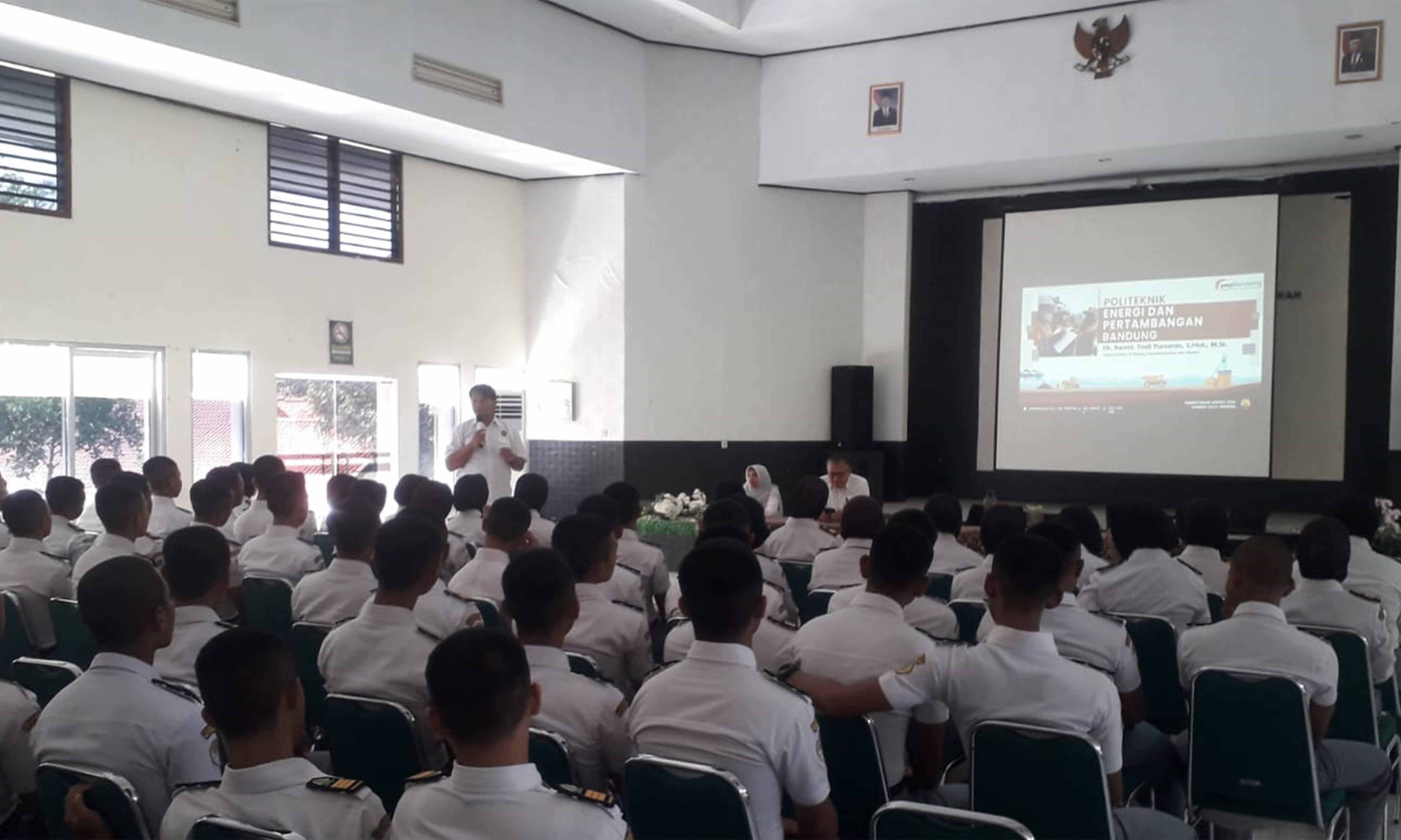 Sosialisasi dan Promosi Penerimaan Mahasiswa Baru PEP Bandung di SMK Kehutanan Negeri Kadipaten