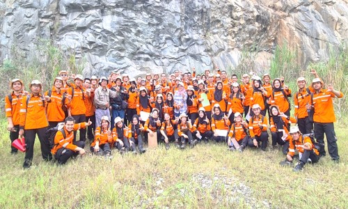 Kegiatan Kuliah Lapangan  Geologi Dasar dan Geomorfologi Terapan