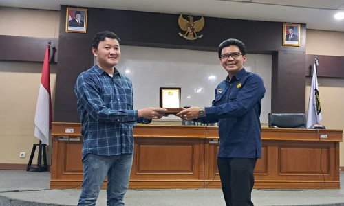 Mahasiswa Teknologi Metalurgi Deep Dive ke Dunia LNG:  Kuliah Umum di Korosi