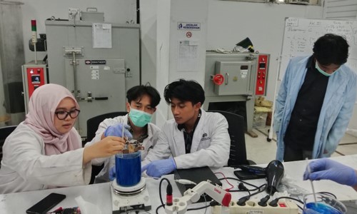Praktikum Elektrowinning dan Elektrorefining Tembaga di Laboratorium Teknologi Metalurgi PEP Bandung