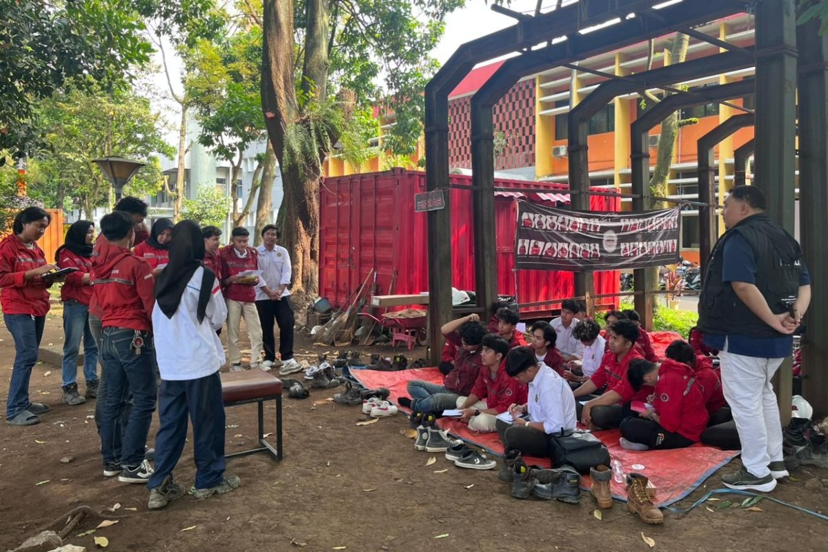 Mahasiswa Prodi Teknologi Pertambangan PEP Bandung Jalani Praktikum Kuliah Manajemen Tambang 