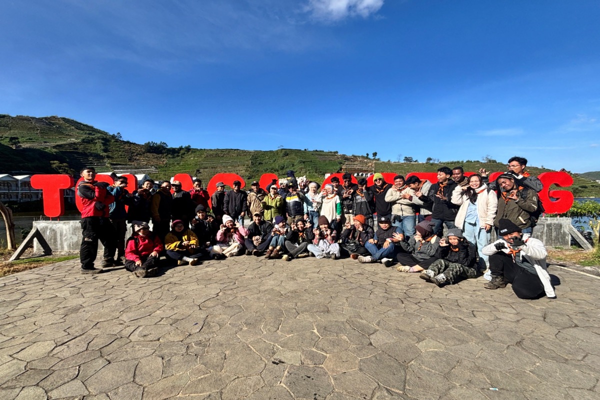 Penelitian Gas Kawah Sikidang Dieng: Kolaborasi Dosen dan Mahasiswa PEPB untuk Mitigasi Bencana dan Penguatan Geopark