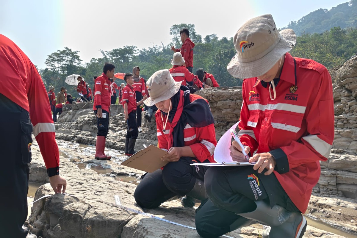 Mengulik Tektonik, Membaca Cerita Bumi lewat Struktur Geologi