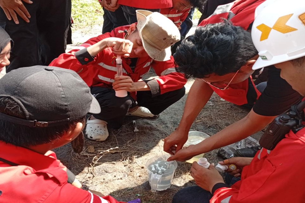 Menyibak Tabir Pasir Besi di Pesisir Selatan Jawa Barat 