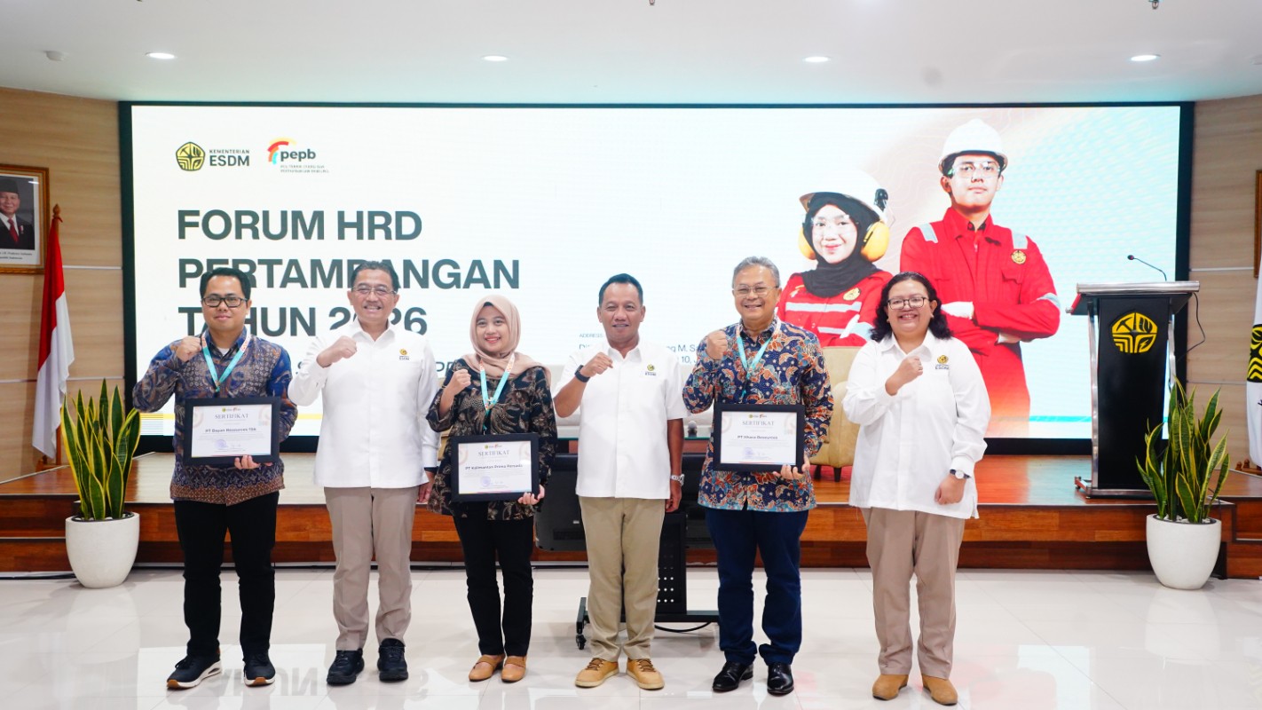 Perusahaan Mitra Politeknik Energi dan Pertambangan Bandung Terima Apresiasi pada Forum HRD Pertambangan 2026
