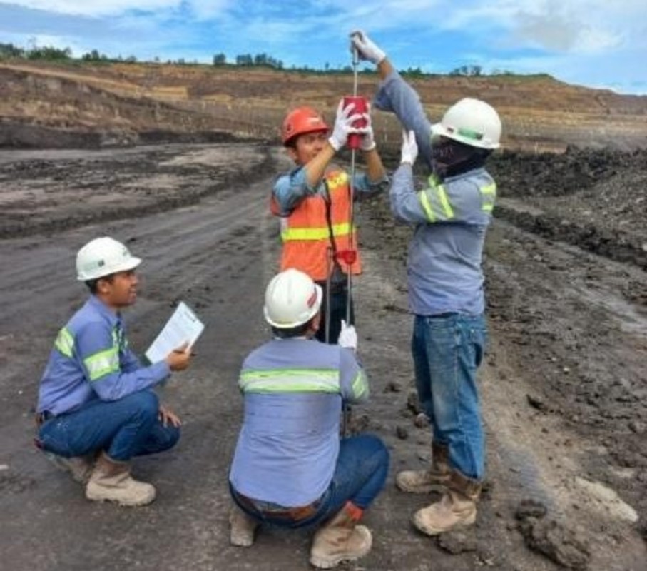 Mahasiswa PEP Bandung Evaluasi Jalan Tambang di PT BUMA Jobsite Lati
