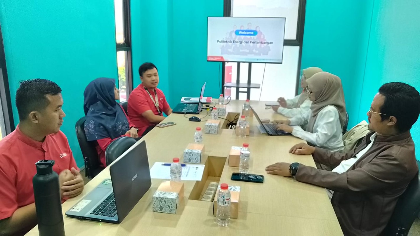 PEP Bandung Studi Banding ke Perpustakaan Telkom University Kabupaten Bandung guna Penguatan Manajemen, Program Layanan dan Strategi Promosi untuk Mendukung Akreditasi 